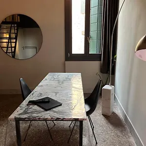 i-marmi-di-venezia.hotelslidodijesolo.com/