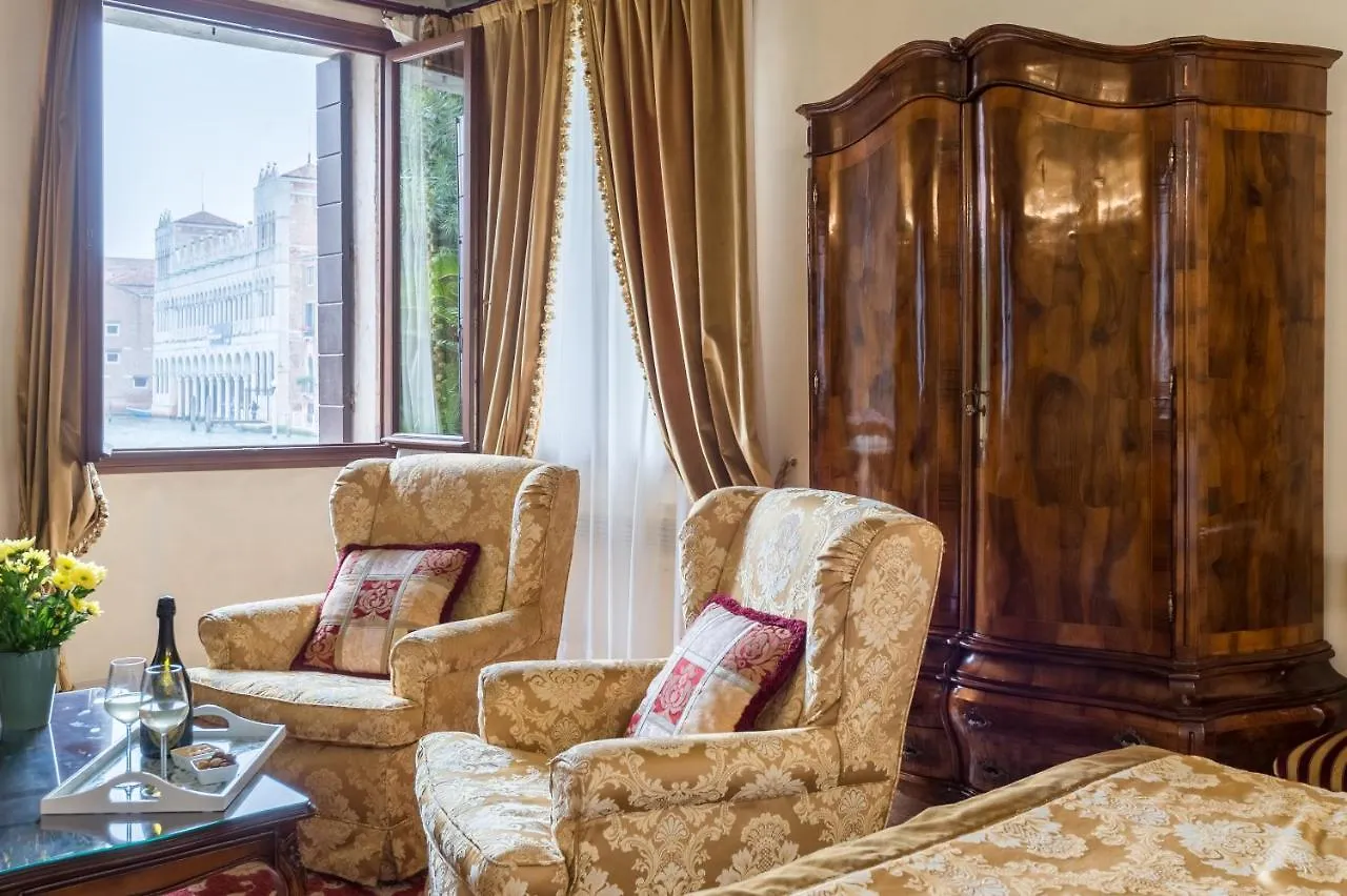 Apartment Ca' Dei Cuori On The Grand Canal Venice