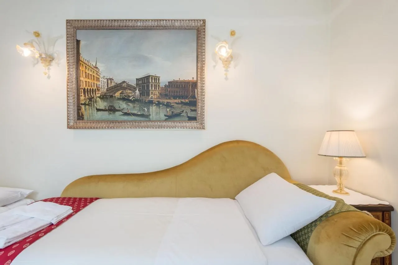 Apartment Ca' Dei Cuori On The Grand Canal Venice Italy