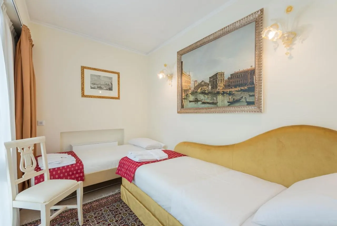 Apartment Ca' Dei Cuori On The Grand Canal Venice