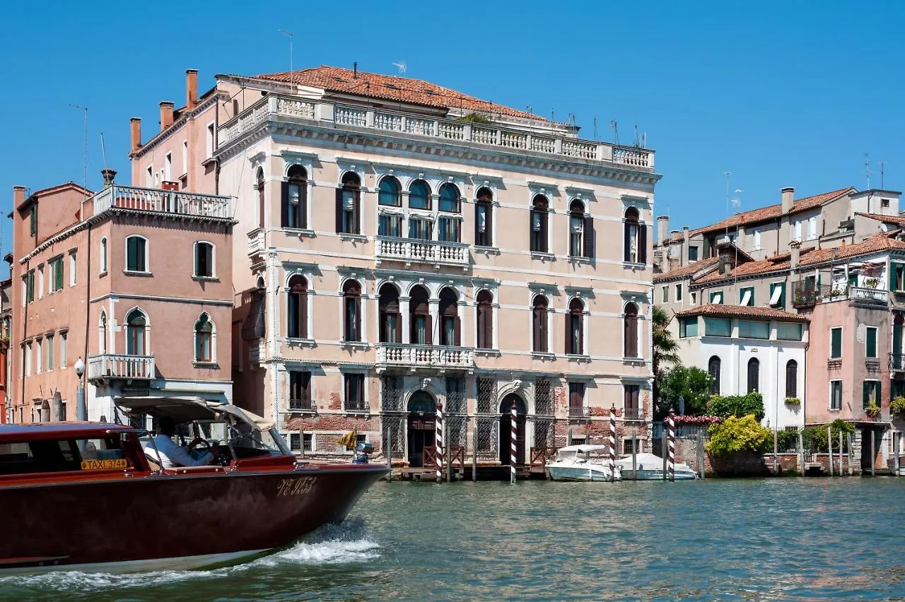 Ca' Dei Cuori On The Grand Canal Venice Italy