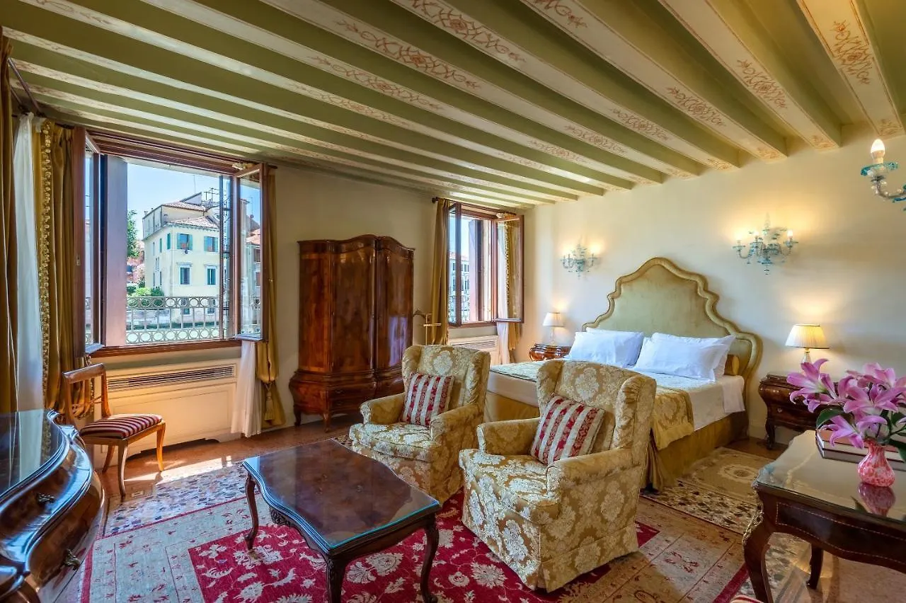 Ca' Dei Cuori On The Grand Canal Venice Apartment